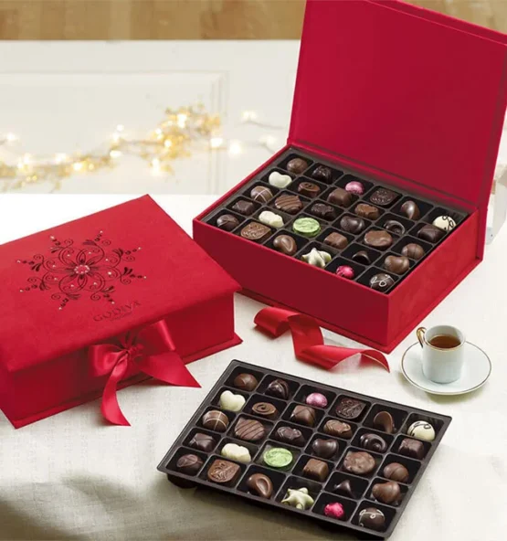 Luxury Chocolate Boxes1 555x592